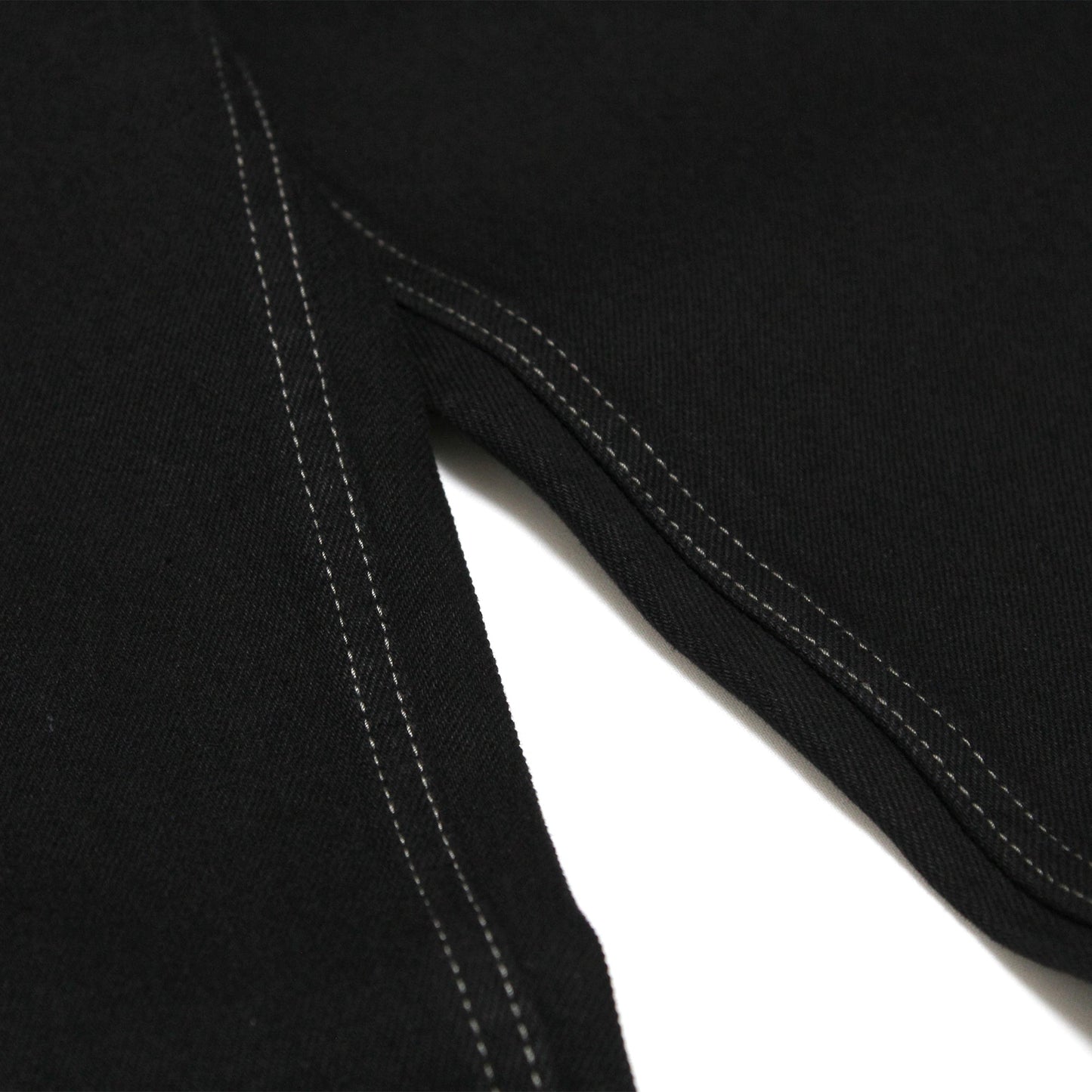 Cult/Heavies 01 Black